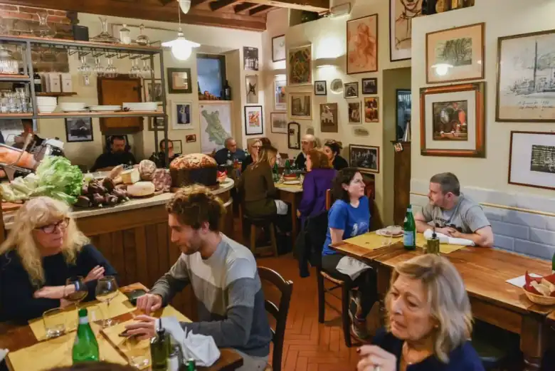 La sala, dicembre 2023.